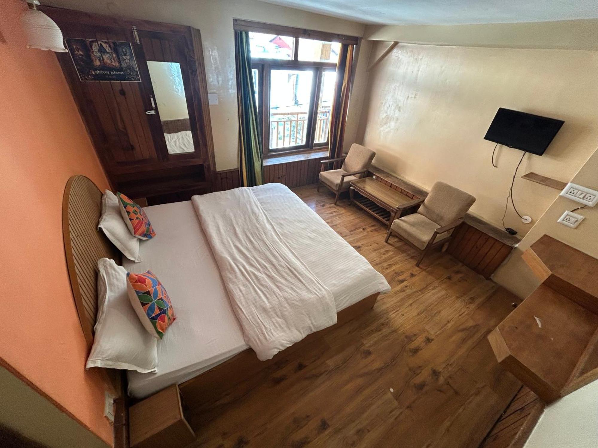 Hotel Bhrigu Manāli Eksteriør billede